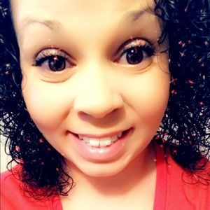 Meet your Posher, Trina